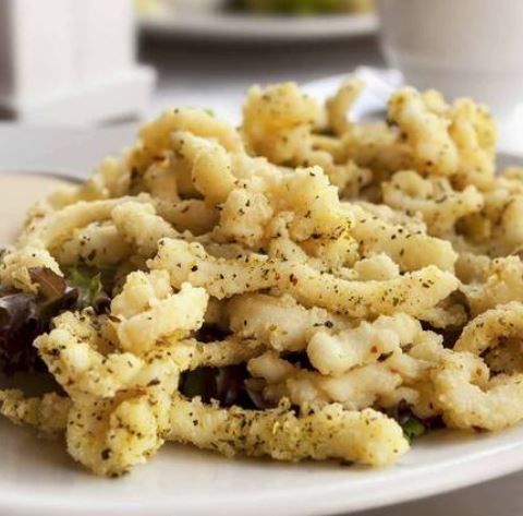 Salt & Pepper Calamari (8)